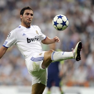 kaiyun app下载-东契奇得分狂潮势不可挡，阿森纳极限挑战再铸辉煌，体育世界的双重奏，篮球足球双线狂飙，东契奇狂暴得分与阿森纳极限逆转共谱体育狂想曲