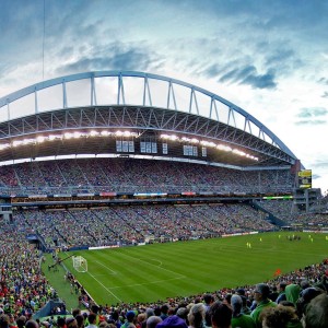 在线体育博彩-梦幻联动！当魔兽德罗巴点燃快船主场，沸腾的何止是篮球，足球传奇德罗巴空降快船主场，沸腾的何止是篮球