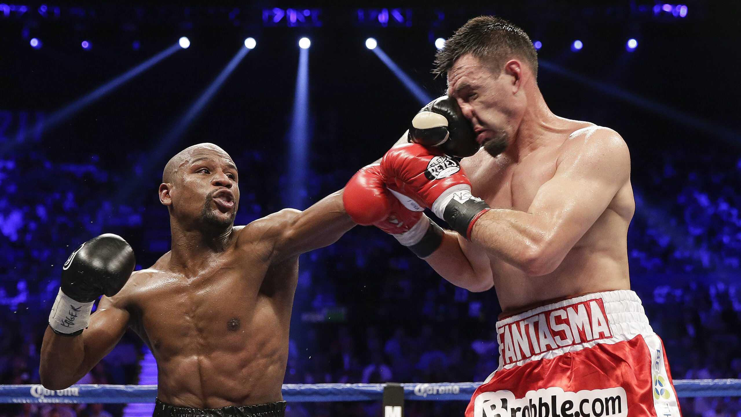 体育世界惊喜连连，布莱顿创纪录备战欧战，大坂直美爆冷夺胜，阿贾克斯调整名单迎葡超强敌，体育世界惊喜连连